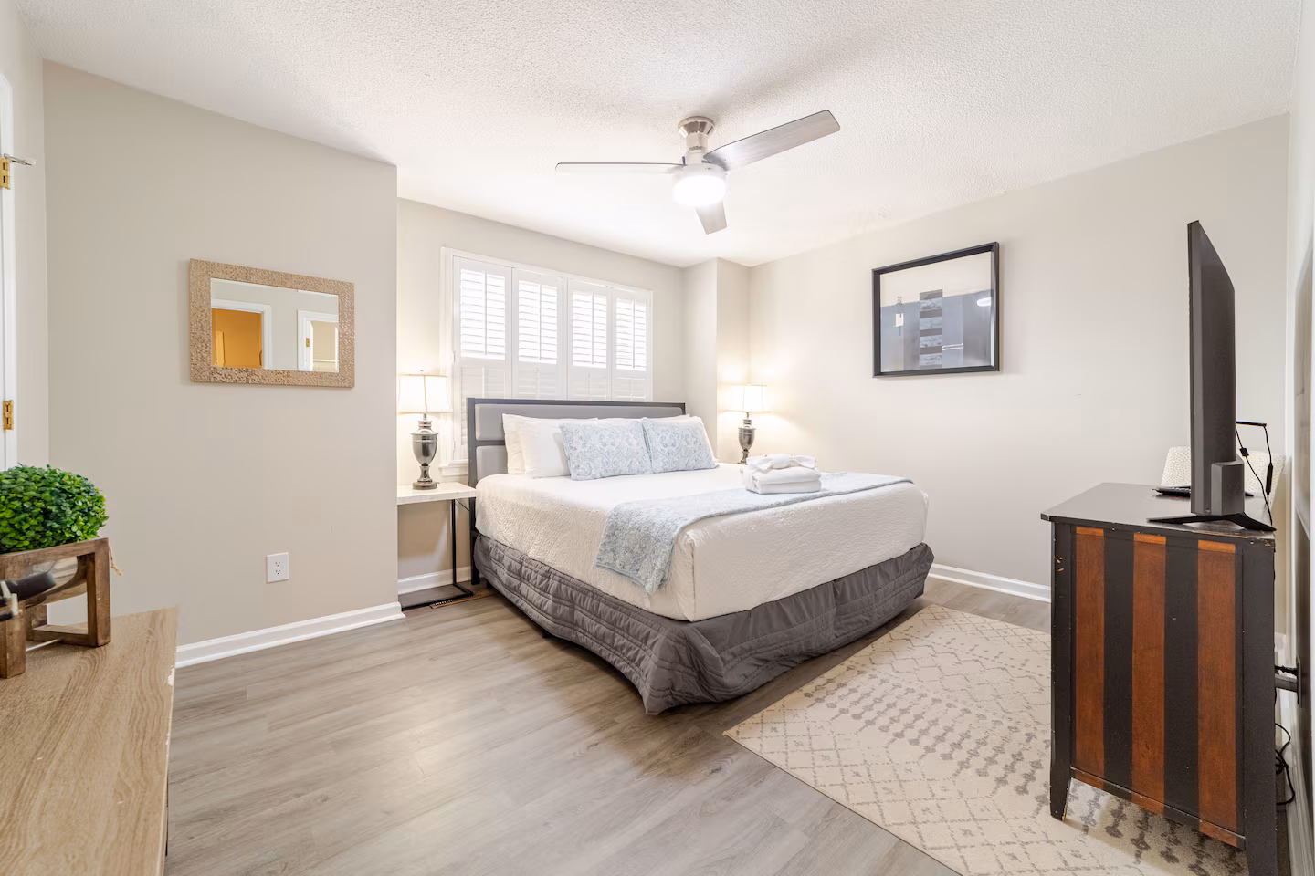 Trendy Pet Friendly Townhome